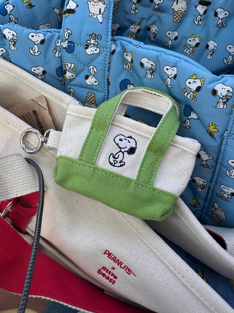 Little Beast Poop Bag Holder ONE SIZE Snoopy Strollin Poop Bag Holder - Green