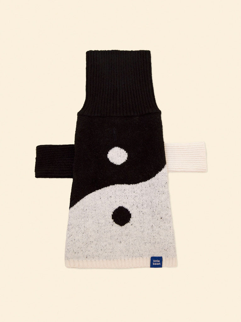 U+Me Sweater